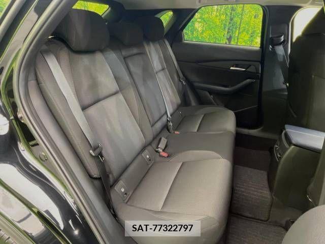 Mazda CX-30 2023-03 207700-10