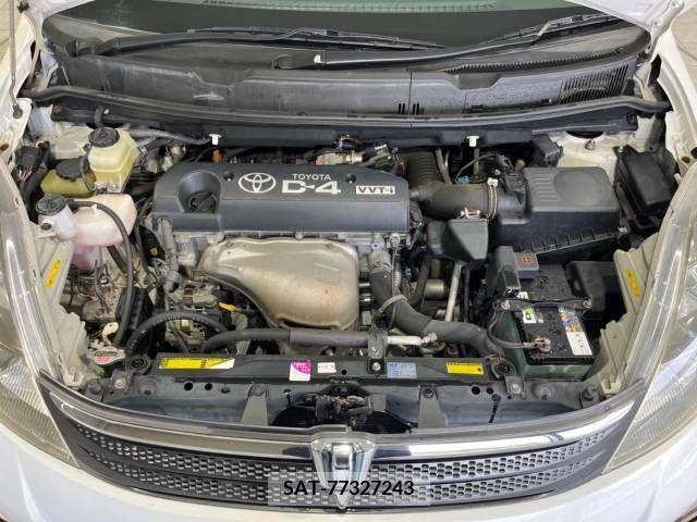 Toyota ISIS 2006-02 273114-19