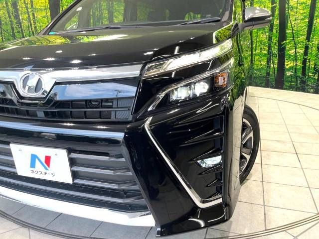 Toyota VOXY 2018-02 14219-12