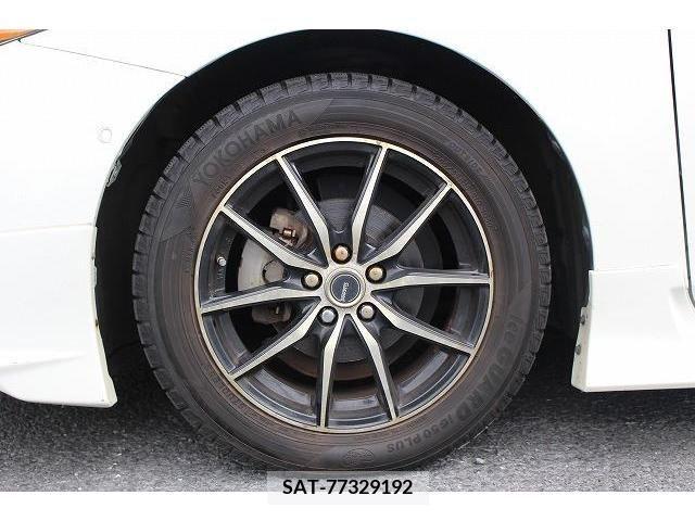 Toyota PRIUS PHV 2017-07 282572-12