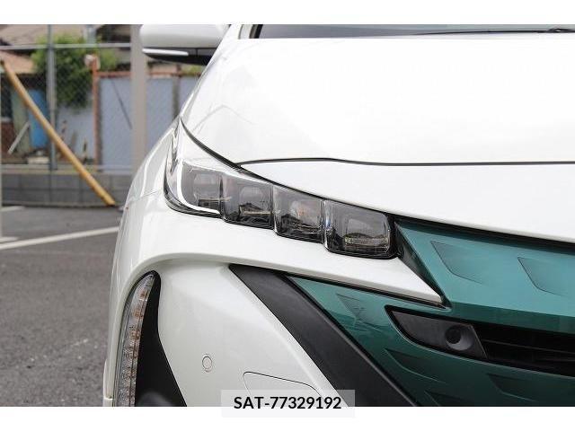 Toyota PRIUS PHV 2017-07 282572-10
