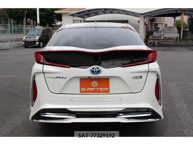 Toyota PRIUS PHV 2017-07 282572-8