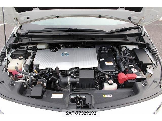 Toyota PRIUS PHV 2017-07 282572-18