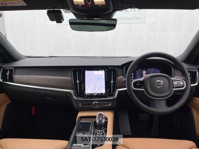 Volvo V90 2022-12 320594-1