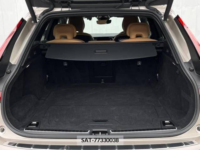 Volvo V90 2022-12 320594-13