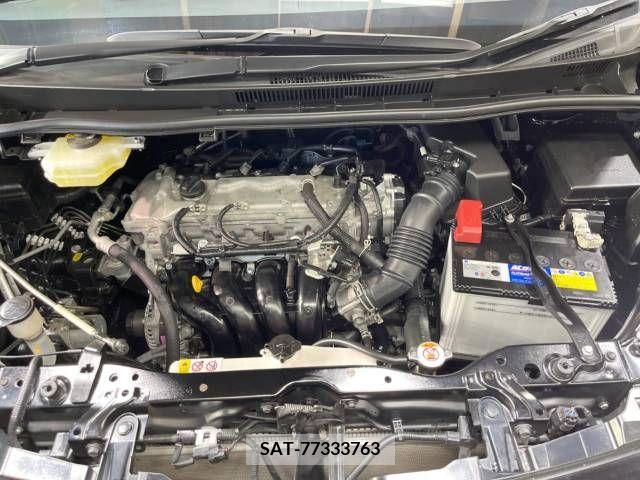Toyota VOXY 2021-06 332559-11