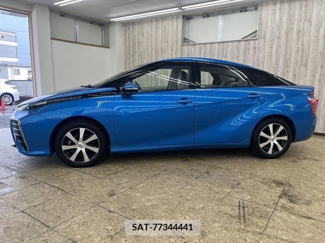 Toyota Mirai 2018-09 364033-18