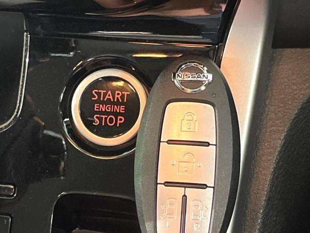 Nissan SERENA 2016-10 9114-7