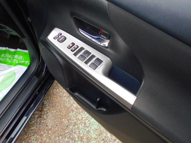 Toyota PRIUS ALPHA 2017-07 7357-25