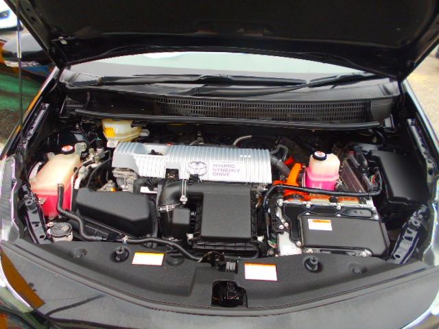 Toyota PRIUS ALPHA 2017-07 7357-12