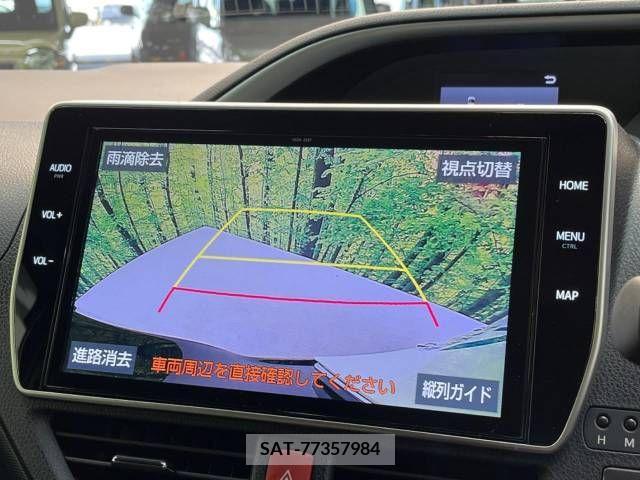 Toyota VOXY 2019-07 321659-4