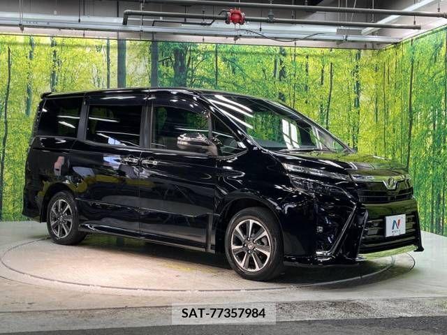 Toyota VOXY 2019-07 321659-18