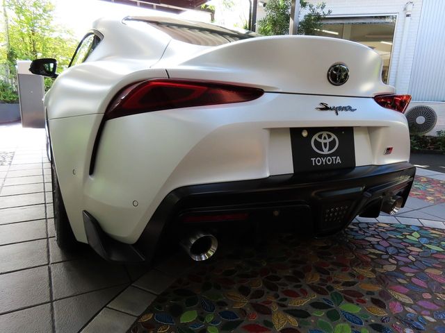 Toyota SUPRA 2023-03 22990-7
