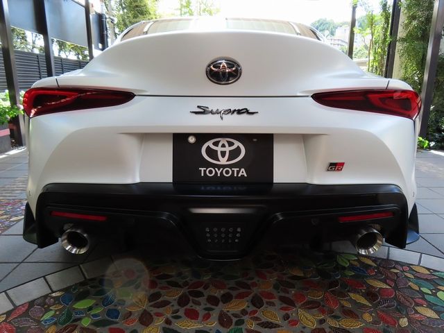 Toyota SUPRA 2023-03 22990-5