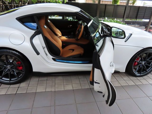 Toyota SUPRA 2023-03 22990-13