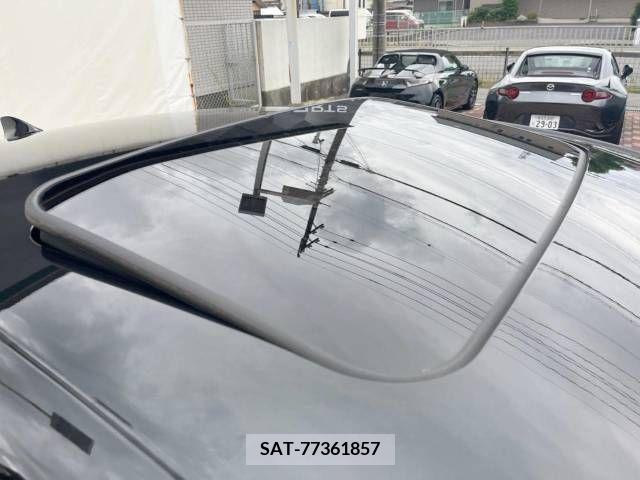 Lexus IS 2022-03 300019-3