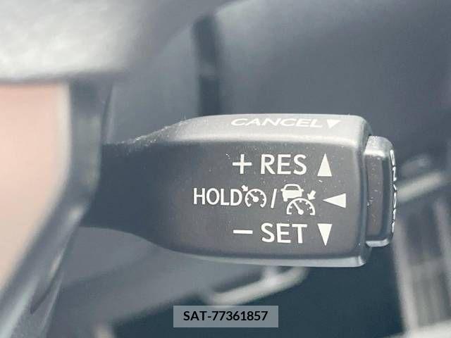 Lexus IS 2022-03 300019-6