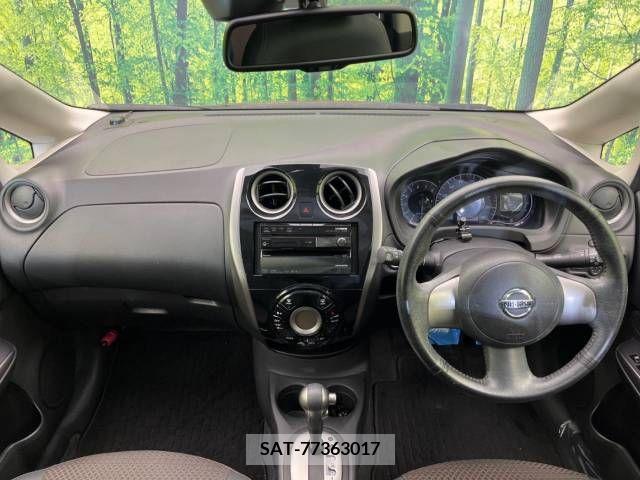 Nissan NOTE 2015-01 302358-1