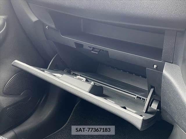 Nissan MARCH 2021-02 381663-28