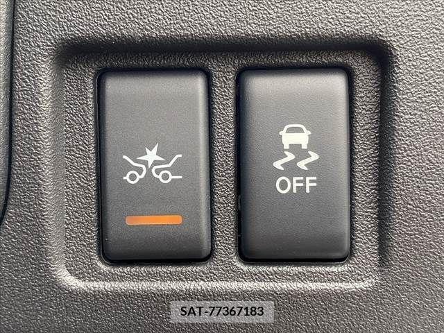 Nissan MARCH 2021-02 381663-4