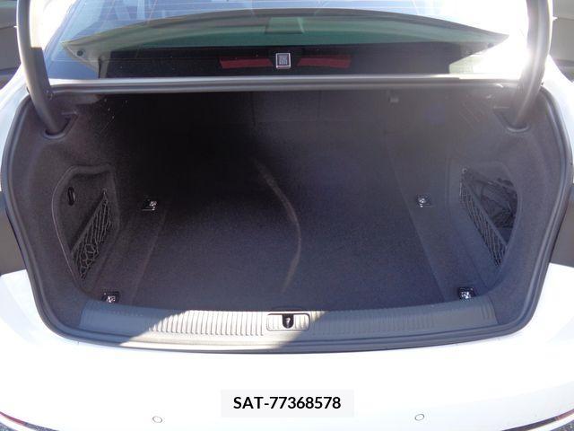 Audi A4 2018-09 220406-6