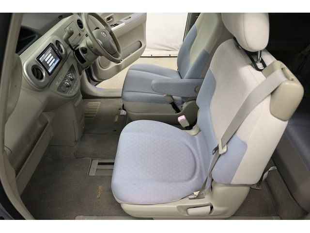 Toyota PORTE 2010-10 4014-12