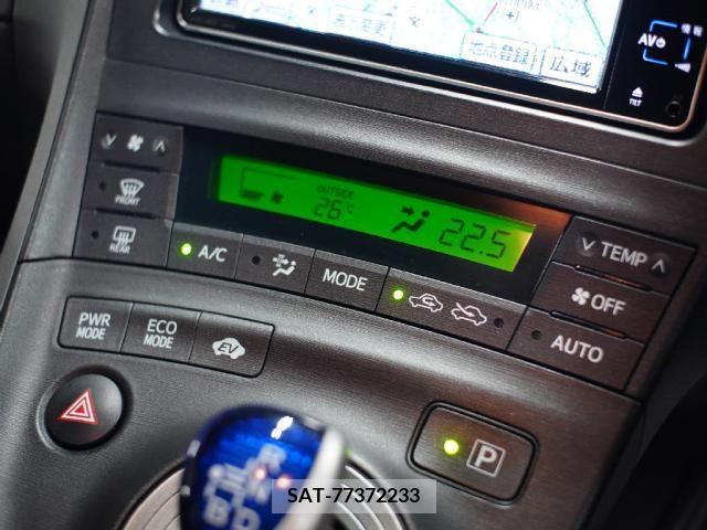 Toyota PRIUS 2009-10 351687-24