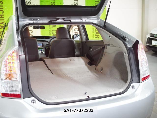 Toyota PRIUS 2009-10 351687-23