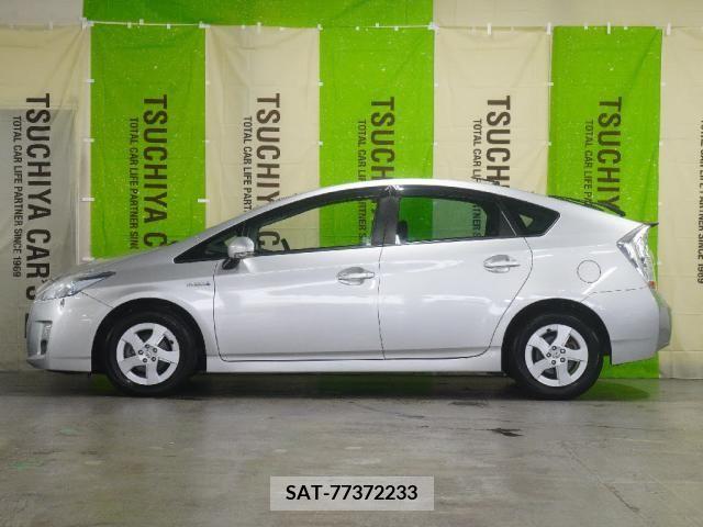 Toyota PRIUS 2009-10 351687-17