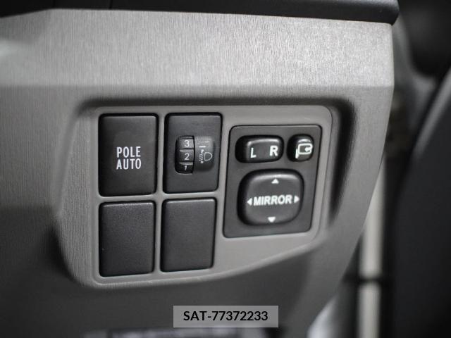 Toyota PRIUS 2009-10 351687-15