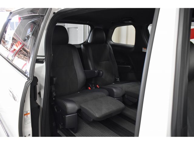 Toyota ESTIMA 2016-07 13647-11