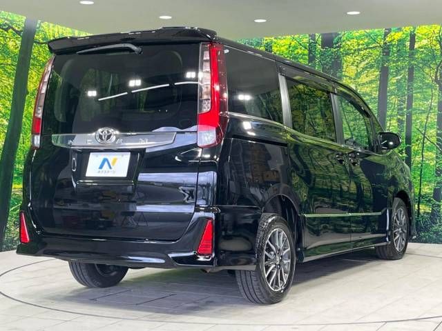 Toyota NOAH 2014-10 192625-17