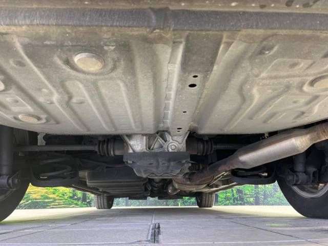 Toyota NOAH 2014-10 192625-19