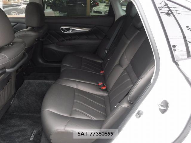 Nissan CIMA HYBRID 2016-11 206601-11