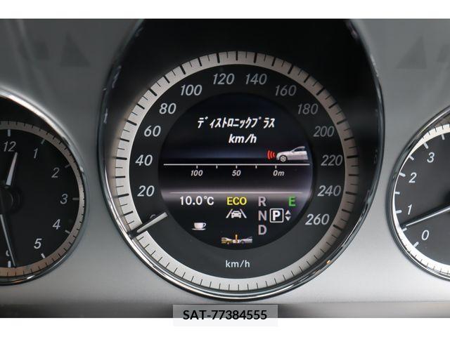 Mercedes Benz E-CLASS 2013-01 210472-10