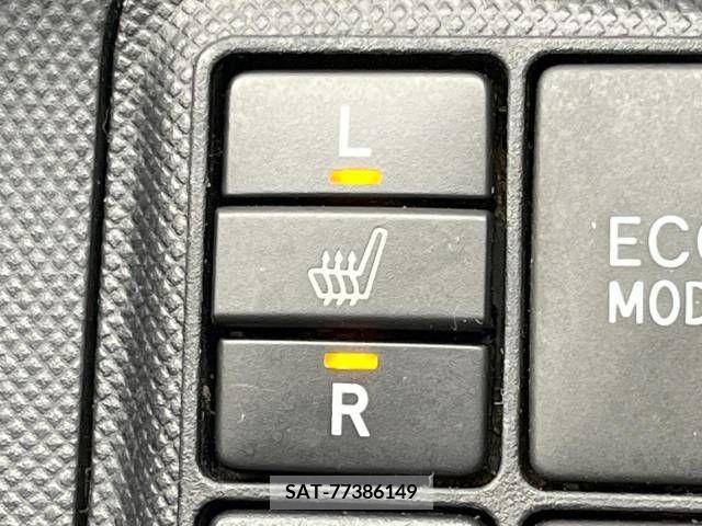 Toyota AQUA 2013-07 395659-4