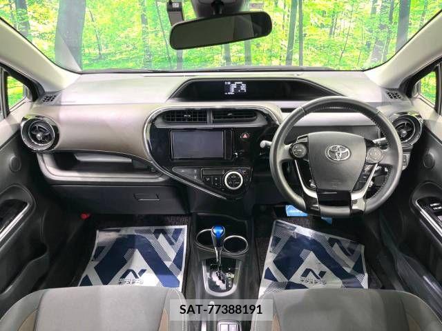 Toyota AQUA 2019-09 244475-1