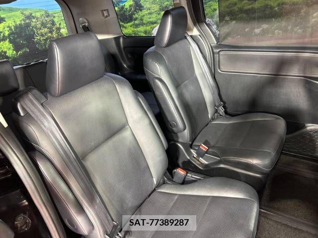 Toyota ESQUIRE 2015-06 268909-8
