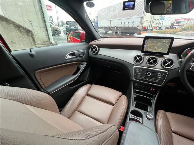 Mercedes Benz GLA-CLASS 2017-03 181019-21