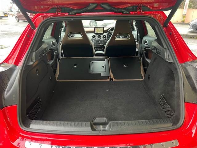 Mercedes Benz GLA-CLASS 2017-03 181019-10