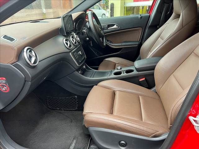 Mercedes Benz GLA-CLASS 2017-03 181019-6