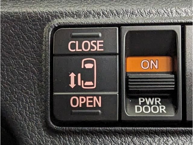 Toyota SIENTA 2018-11 195567-8