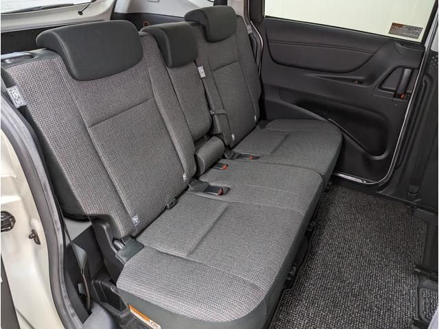 Toyota SIENTA 2018-11 195567-12
