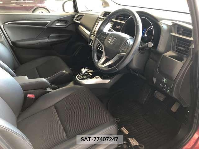 Honda FIT 2018-05 390816-4