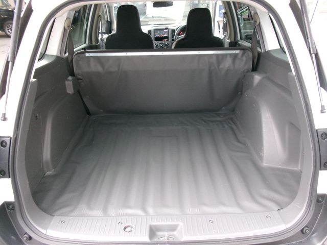 Nissan NV150 AD 2018-06 20435-23