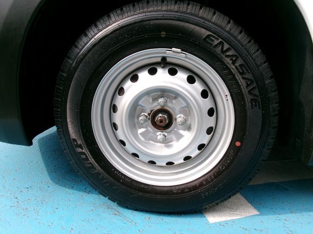 Nissan NV150 AD 2018-06 20435-8