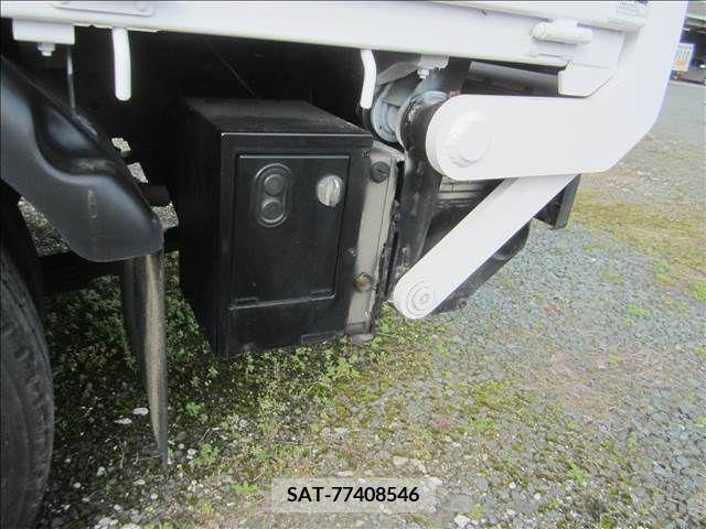 Mazda TITAN 2010-03 200701-5