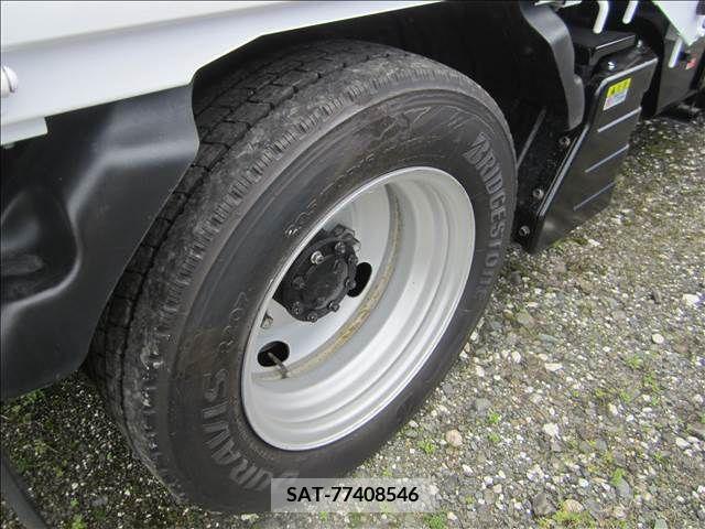 Mazda TITAN 2010-03 200701-6