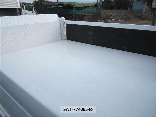 Mazda TITAN 2010-03 200701-9