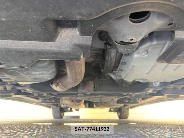 Toyota VELLFIRE 2010-06 369674-19